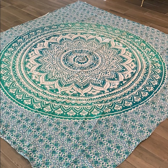 Mandala tapestry - Picture 2 of 5